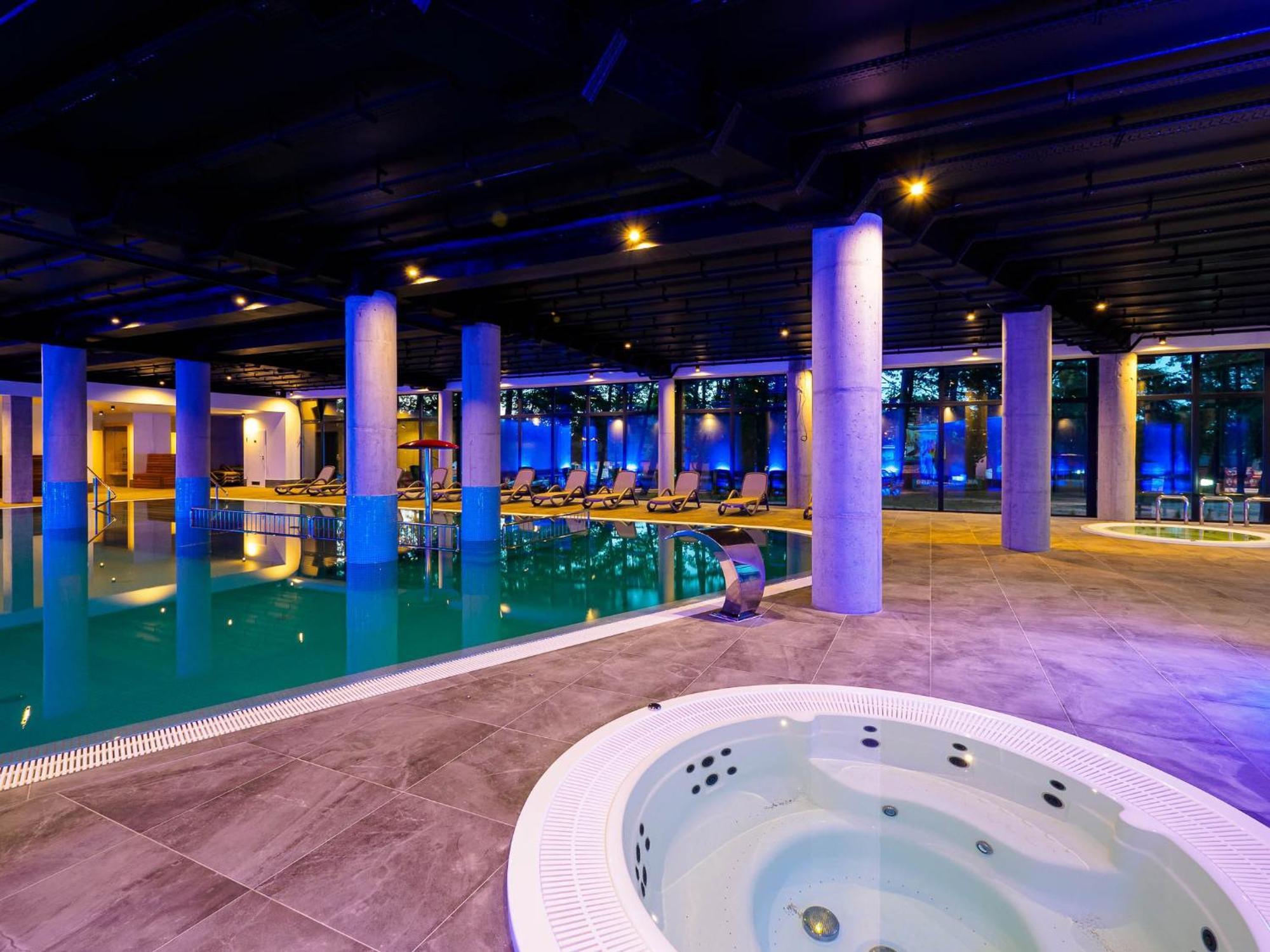 Resort Krol Plaza Spa & Wellness Jarosławiec Exterior foto
